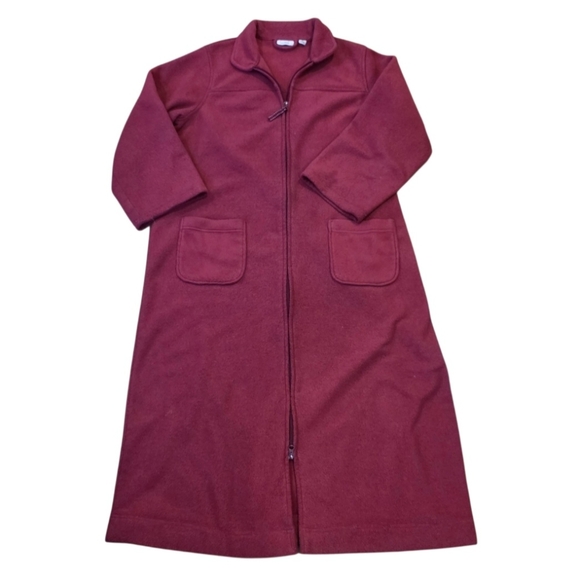 L.L. Bean Other - L.L. Bean Women’s Size L Full Zip Winter Fleece Warm Robe Cozy Deep Raspberry